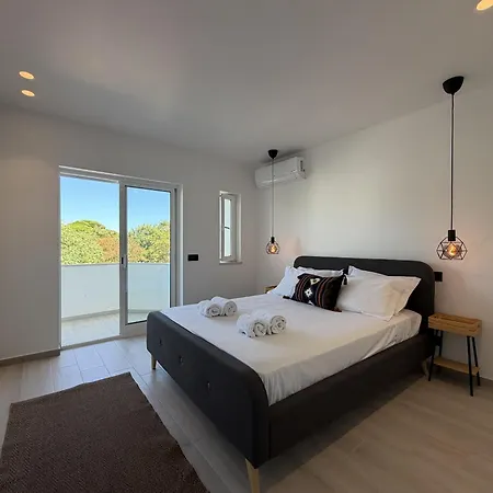 Apartment Agua Plaza T2 With Pool & Ac Albufeira