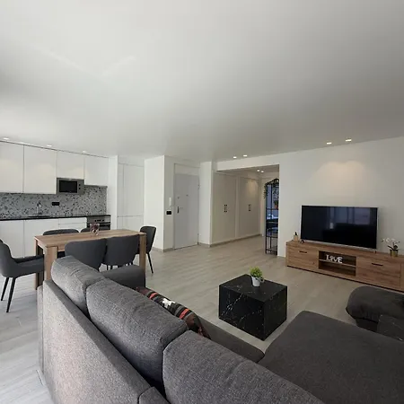 Apartment Agua Plaza T2 With Pool & Ac Albufeira